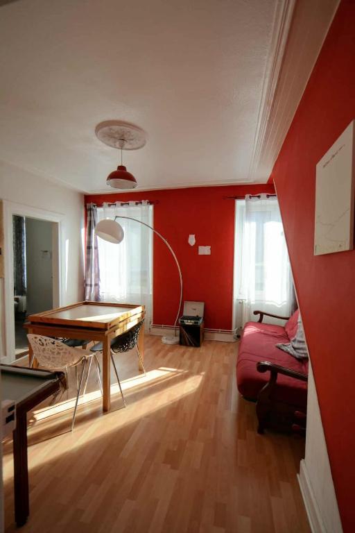 Postel nebo postele na pokoji v ubytování Appartement de caractère