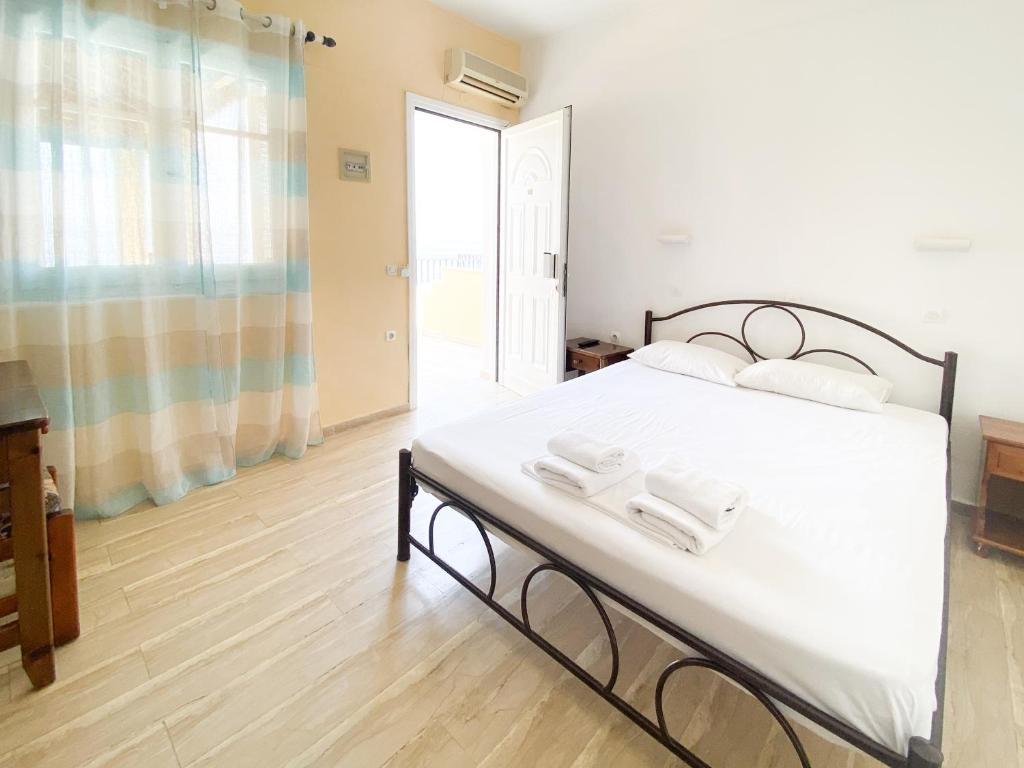 Postel nebo postele na pokoji v ubytování El Greco hotel by Estia