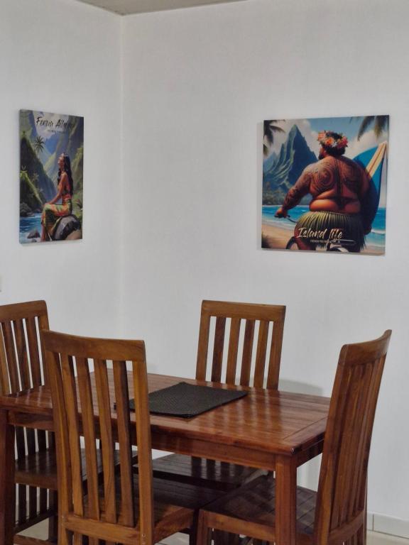 Fotografie z fotogalerie ubytování Fare Miti-Rapa à proximité de la vague de Teahupoo v destinaci Tohautu