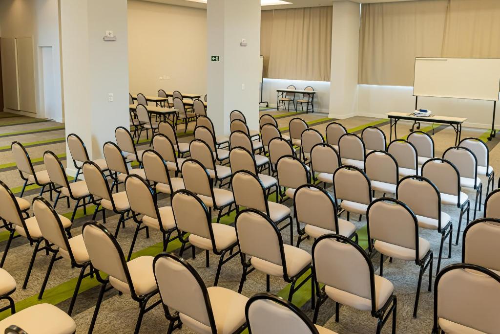 Konferenční prostory v ubytování Rio Hotel by Bourbon Maringá