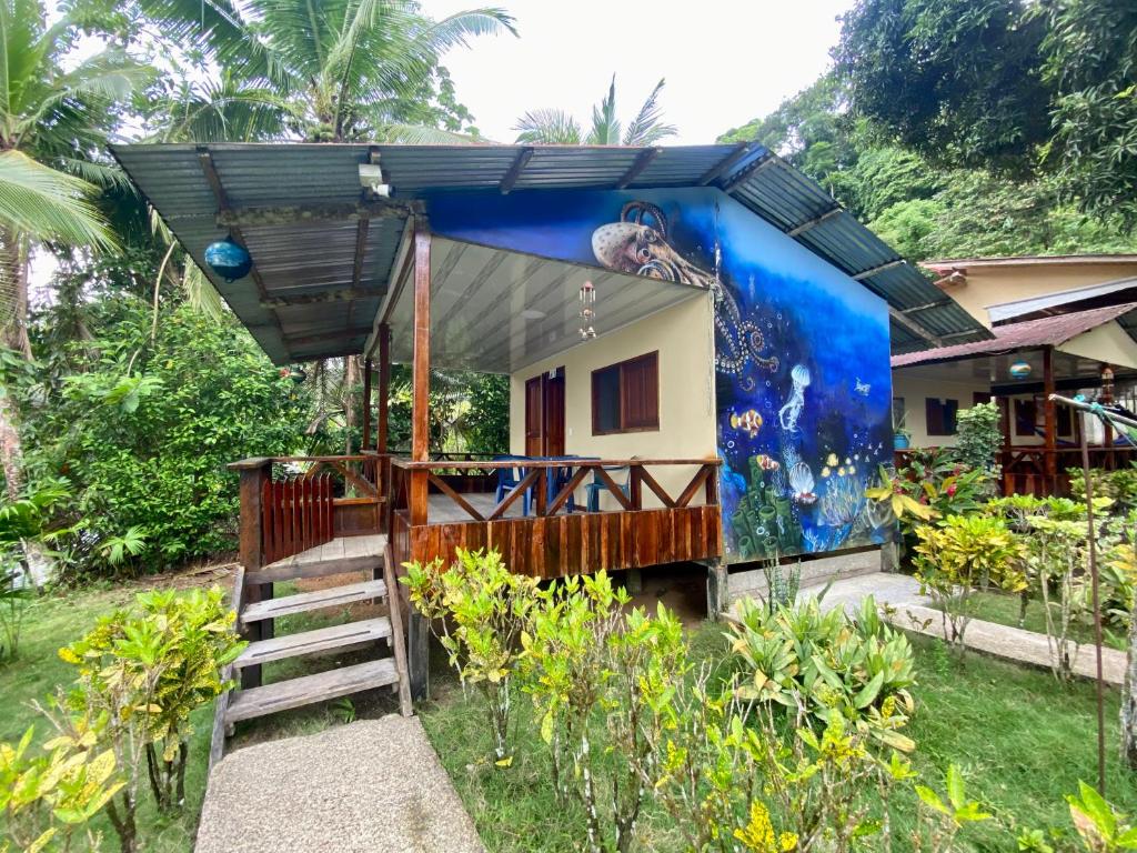 Las Perlas - Playa Huina, Bahía Solano (updated prices 2026)