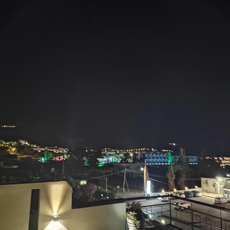 Balkón nebo terasa v ubytování Manos Apartments