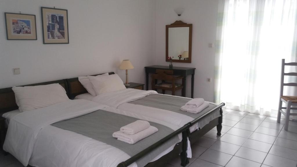 Astra Hotel Apartments - 2