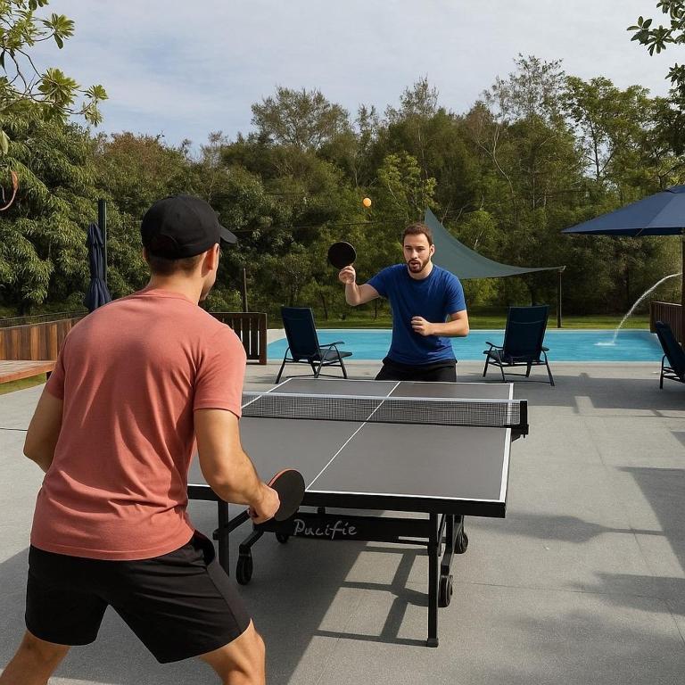 Stolní tenis v ubytování EcoMar Rentals nebo okolí