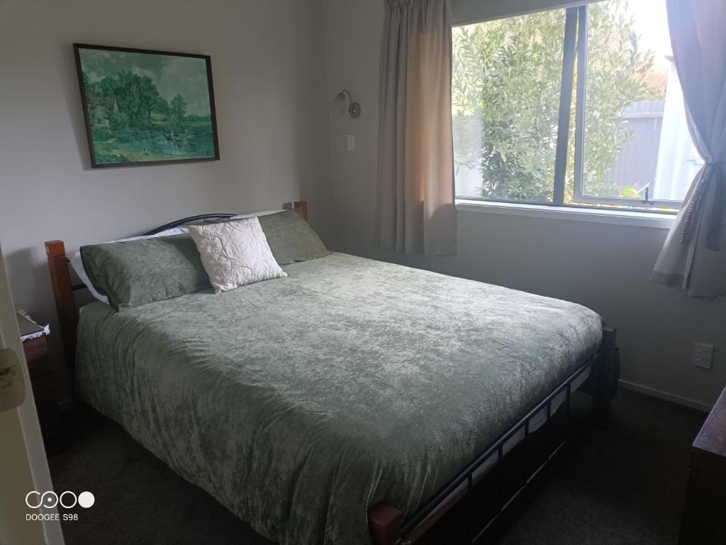 Cozy spacious estuary view three bedroom townhouse - Resim 7