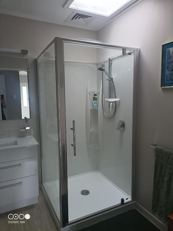 Cozy spacious estuary view three bedroom townhouse - Resim 8