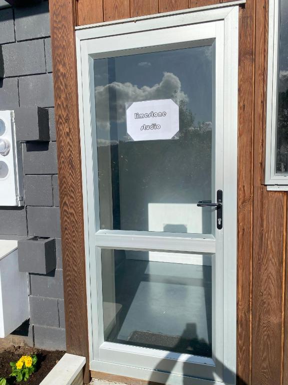 Limestone Studio - Resim 11