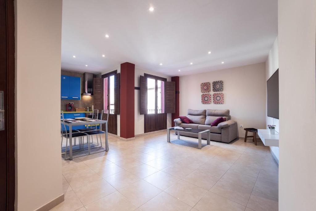 Posedenie v ubytovaní Apartamentos Reyes Católicos