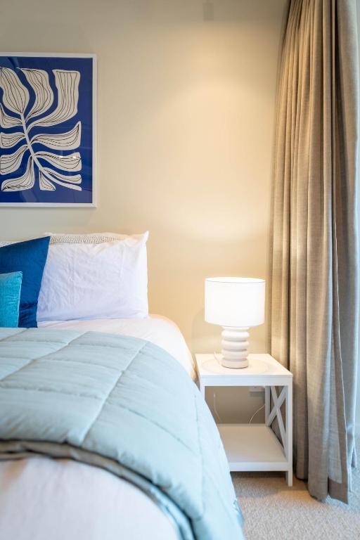 Petone Studio - Balcony Bath Tub Sleeps 2 - Resim 17