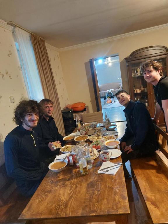 Menjar a l'hostal o pensió o a prop