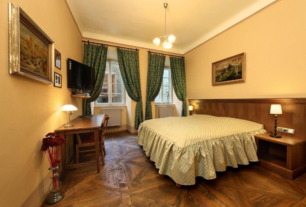 Μια τηλεόραση ή/και κέντρο ψυχαγωγίας στο Hotel Edward Kelly