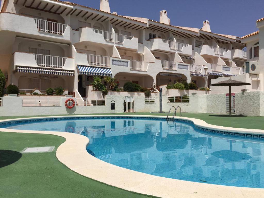 Piscina en o cerca de AGUAMARINA - Campoamor - Cerca de playa