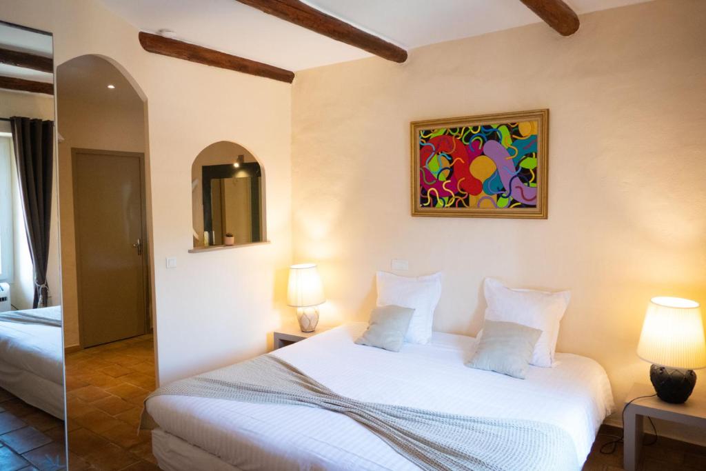 Le Mas de Gleyzes - Charme Authentique & Détente avec Piscine - Habitación Doble Conde De La Maza