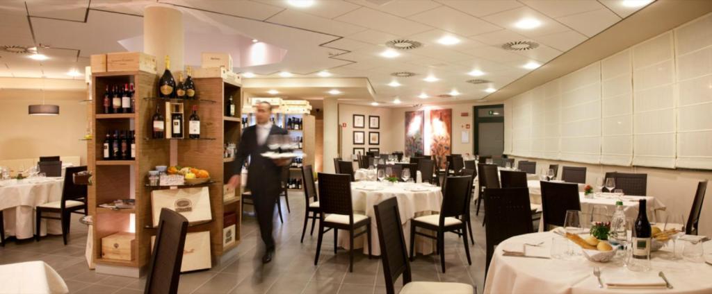 Restaurace v ubytování Torino Hotel San Luigi - Ristorante Trait d'Union