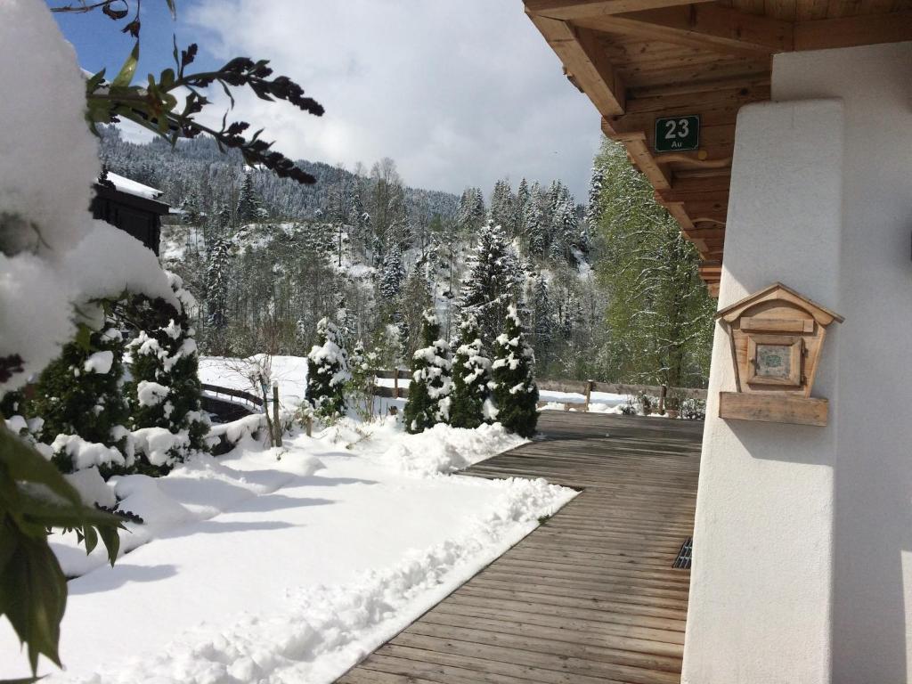 Fotografie z fotogalerie ubytování Detached holiday home in Ellmau near the ski lift v destinaci Ellmau
