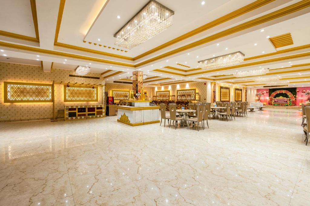 Restaurace v ubytování Hotel Jageer Palace Near Mayapuri Metro Station