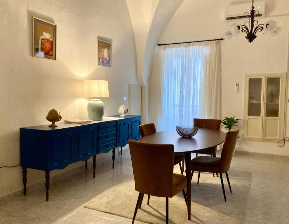 Imagen de la galería de Maison de charme à 2 pas du centre historique, en Mesagne