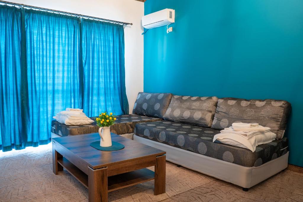 Posezení v ubytování Royal Calisto Hotel