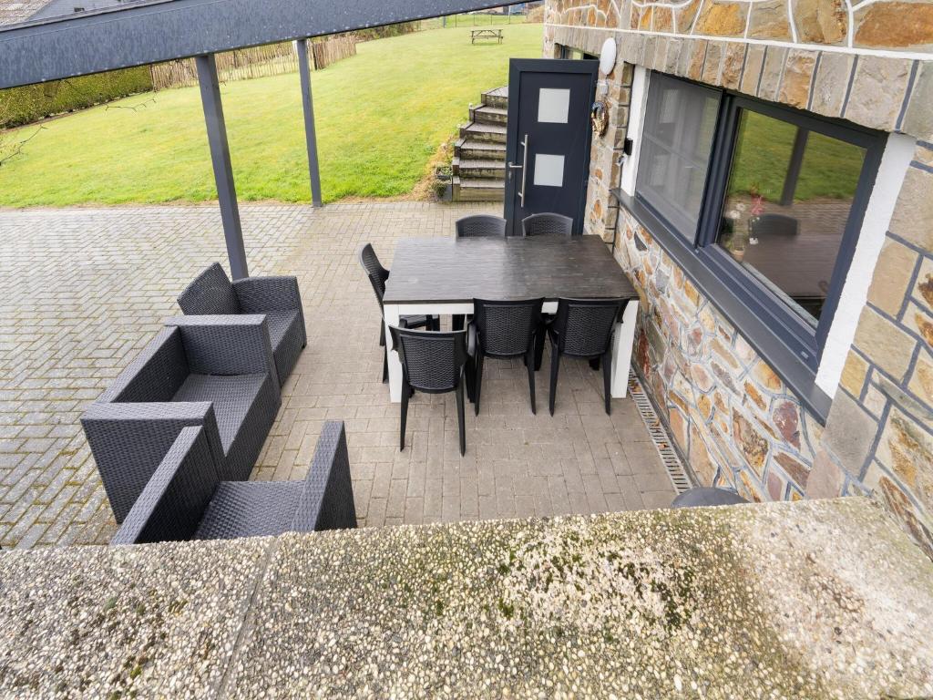 Balkón nebo terasa v ubytování Test Property Sophisticated Holiday Home in Lierneux near forest