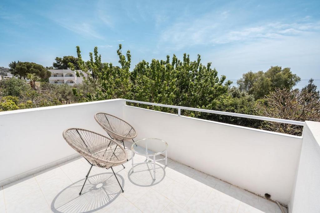 Balkón nebo terasa v ubytování Plakia Beach Apartments