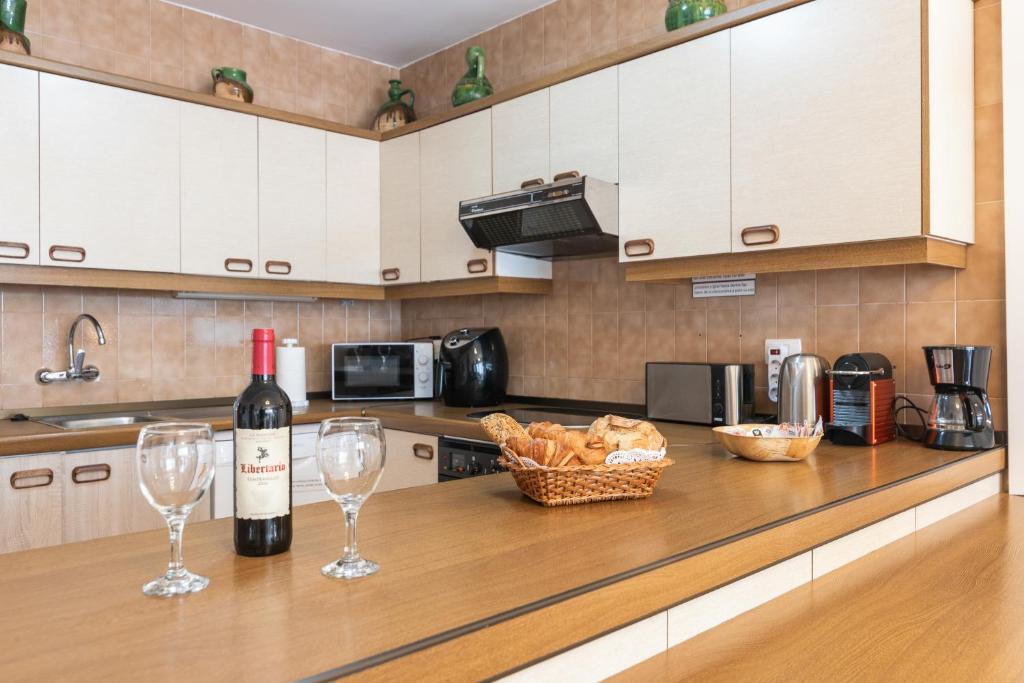 Kuchyňa alebo kuchynka v ubytovaní Penthouse Parque Santa Catalina- Ruvimag