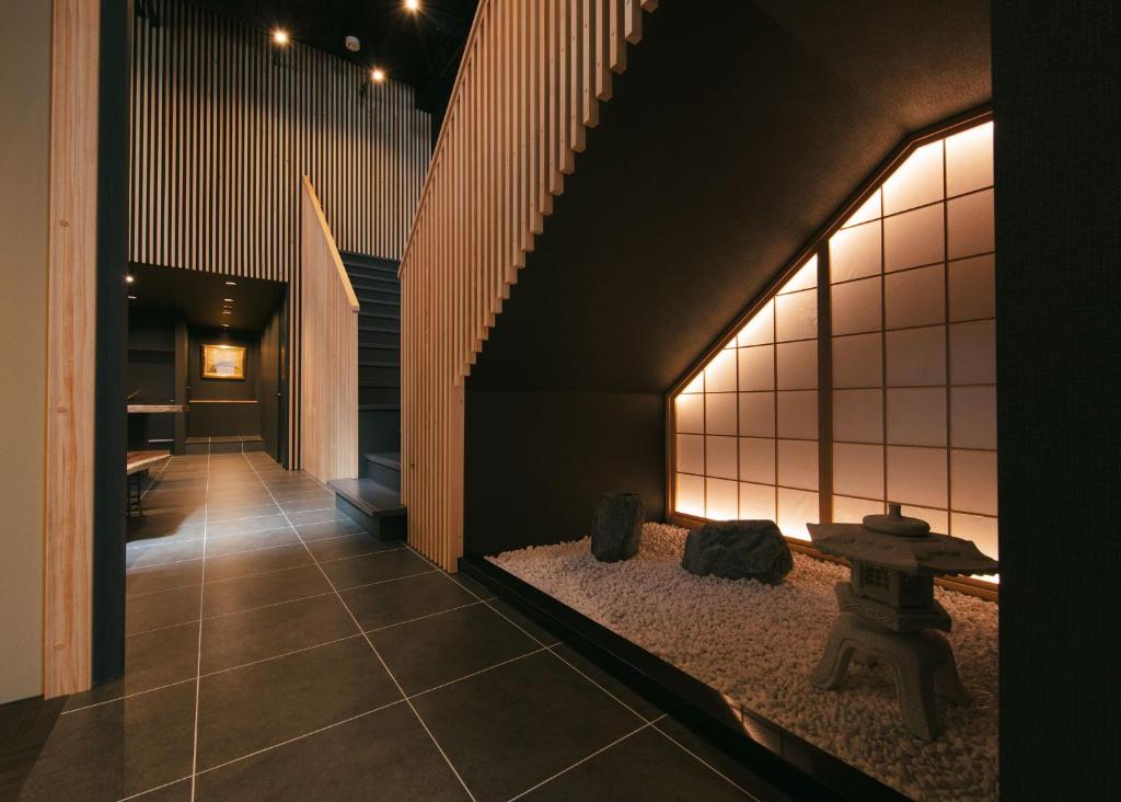 A-LifePENTHOUSE
