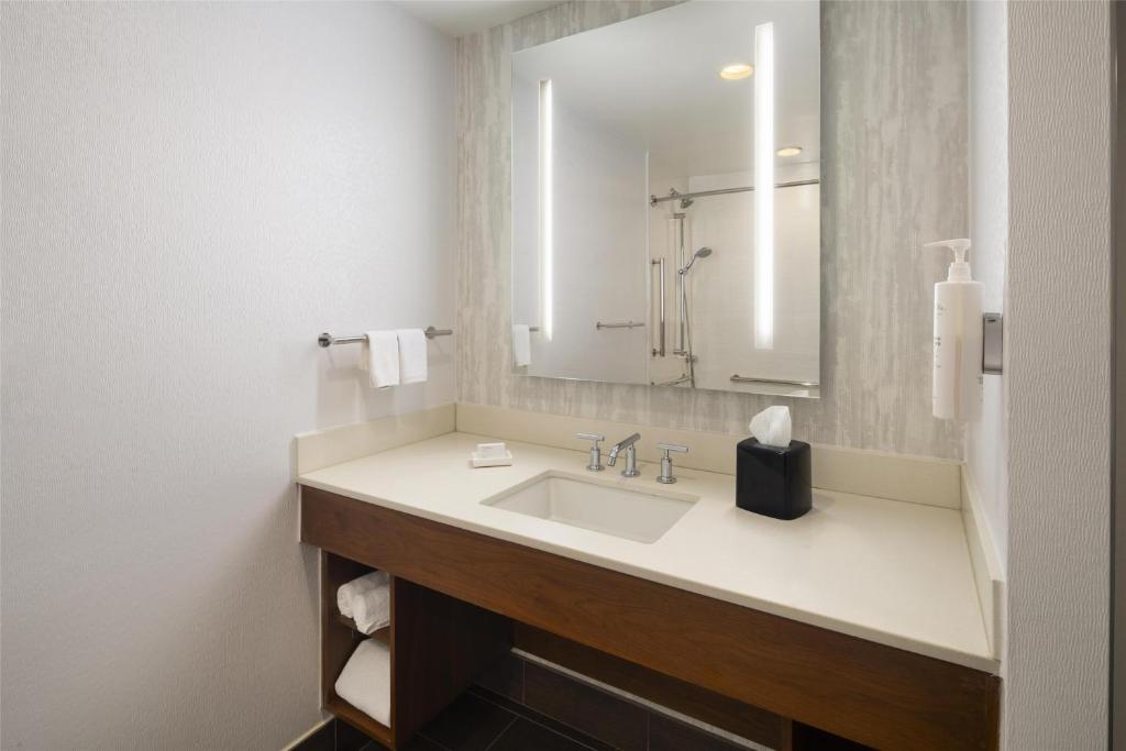 Hilton Garden Inn New York/Midtown Park Avenue - 
