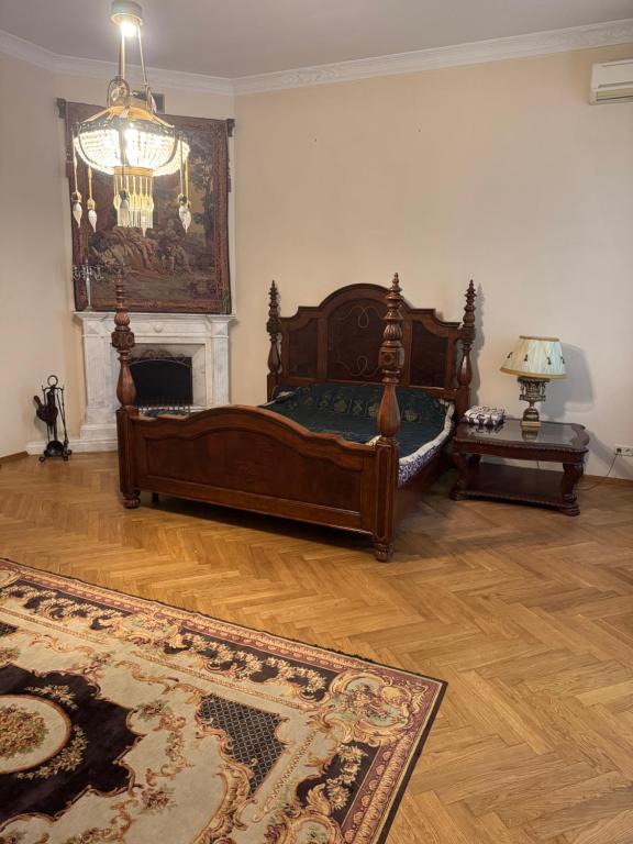 Leoroom головне фото