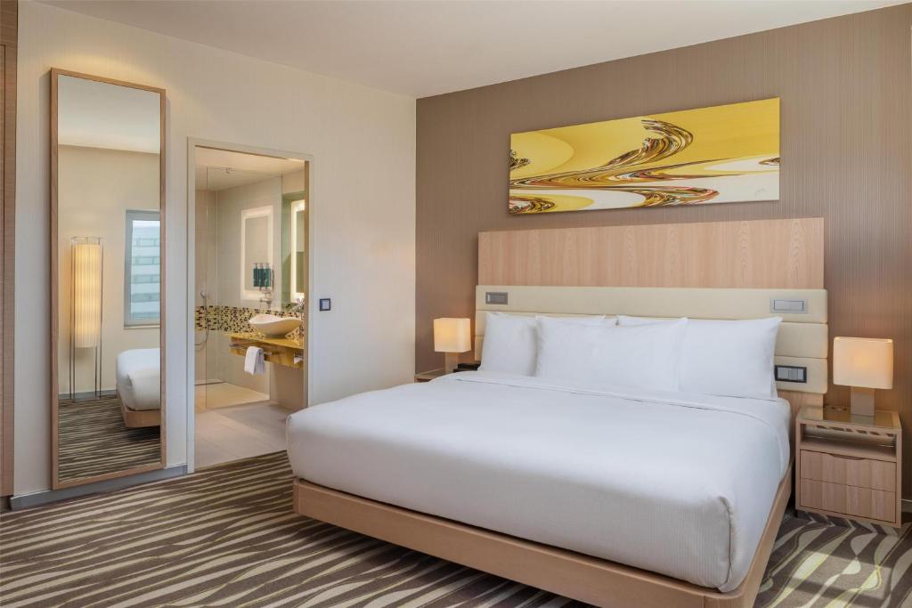 Hilton Frankfurt Airport - Resim 38