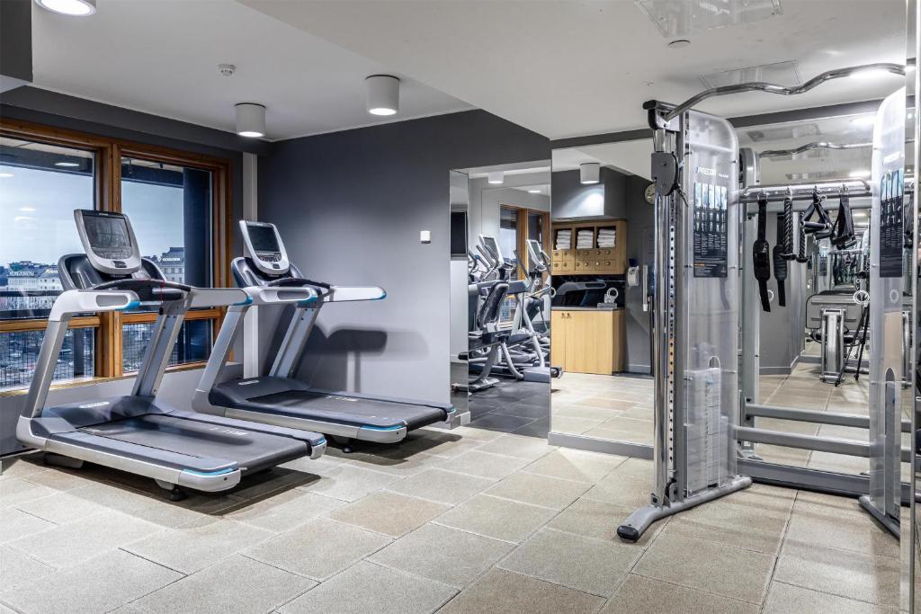 Fitness centrum a/nebo fitness zařízení v ubytování Hilton Helsinki Strand