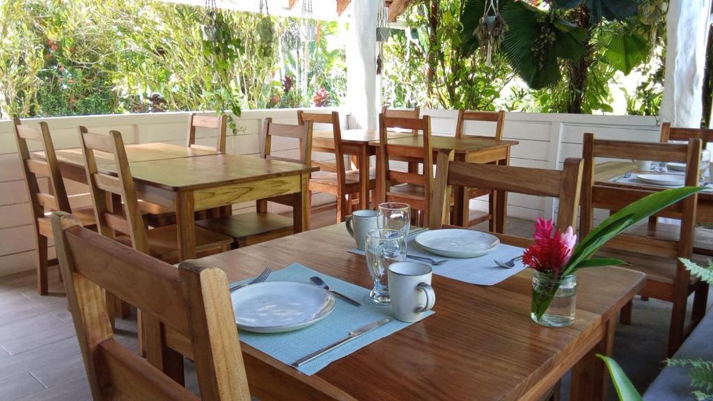 Restaurace v ubytování La Rana De Cahuita