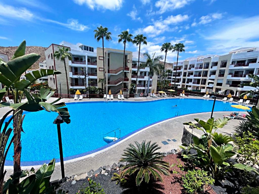 Bazén v ubytování Sea Haven Tenerife nebo v jeho okolí