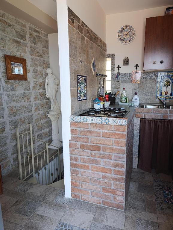 A kitchen or kitchenette at Torre Vallelunga