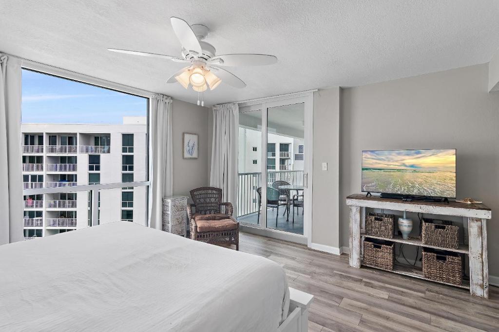 Shoreline Towers 1114 photo
