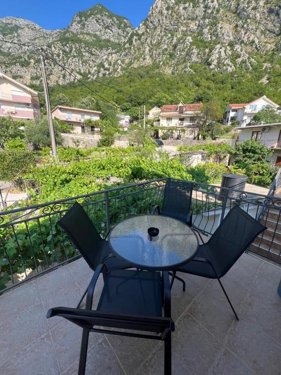 Nespecifikovaný výhled na hory nebo výhled na hory při pohledu z apartmánu