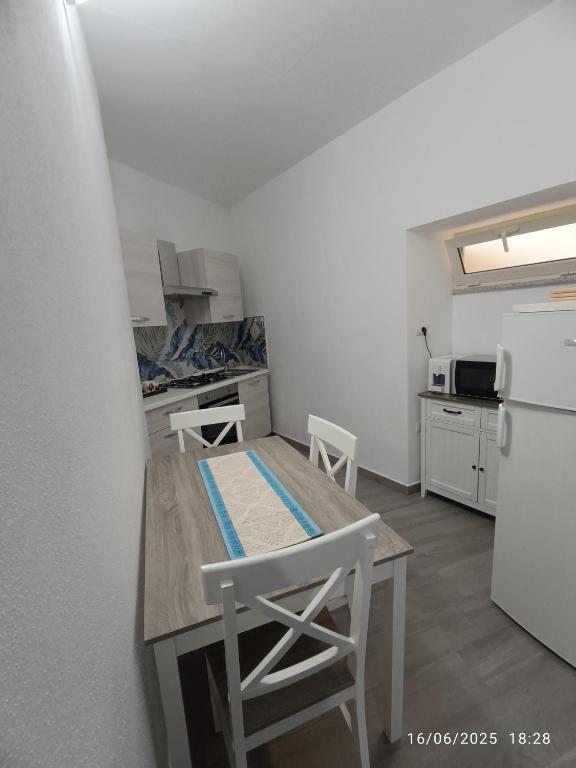 Kuchyň nebo kuchyňský kout v ubytování Casa Iole