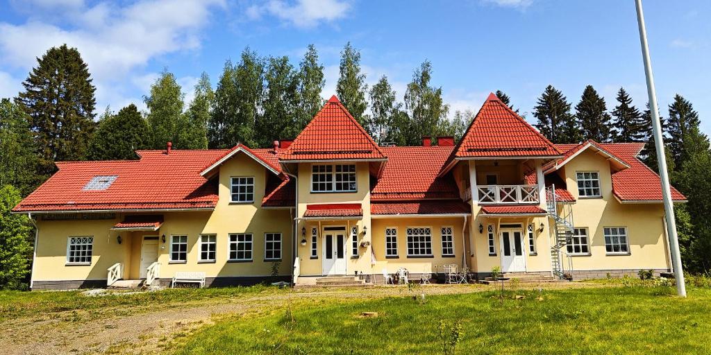 Το κτήριο όπου στεγάζεται  το bed & breakfast