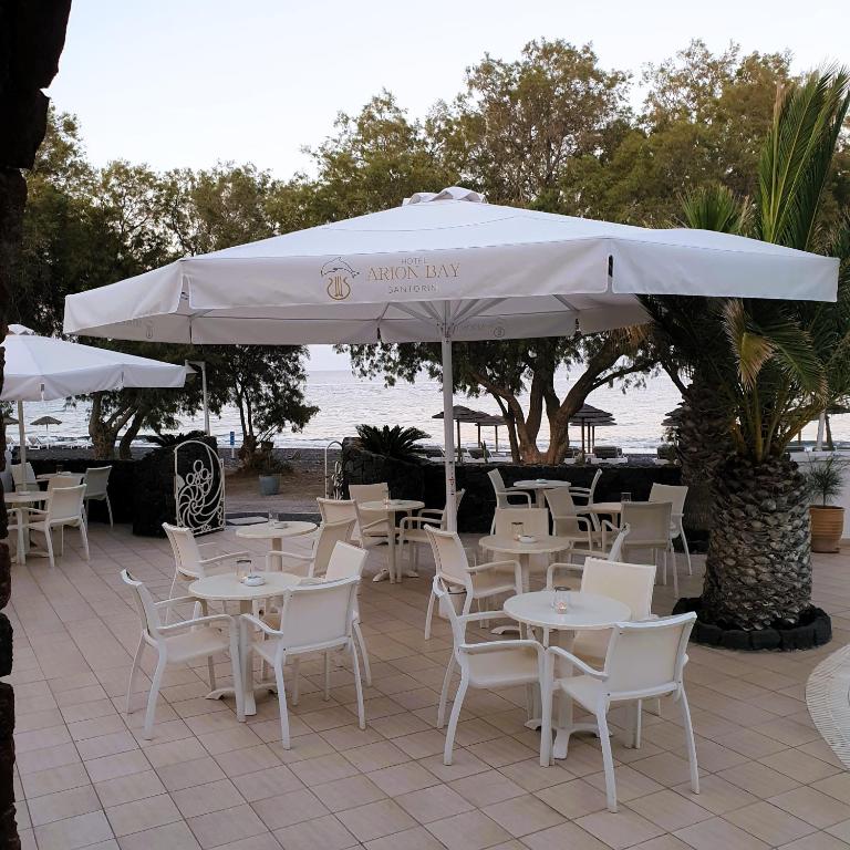 Restaurace v ubytování Arion Bay Hotel Santorini