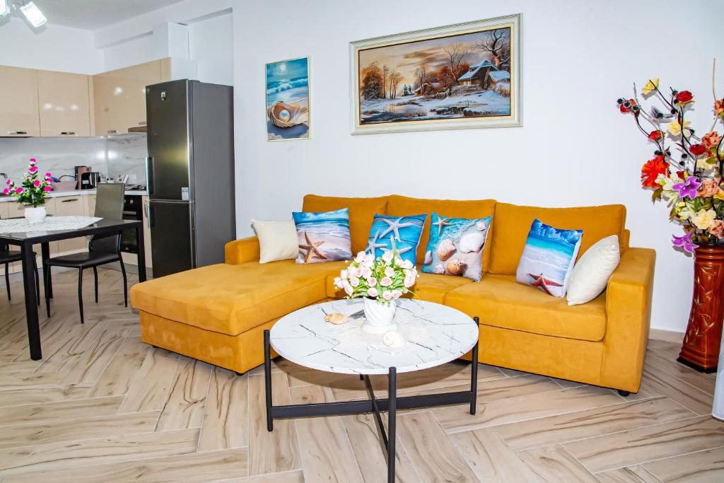 Seashell Apartment