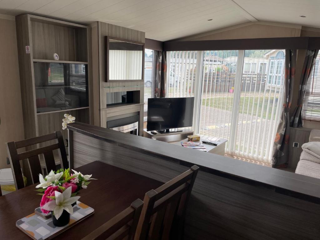 Tingdene caravan park north dene 5