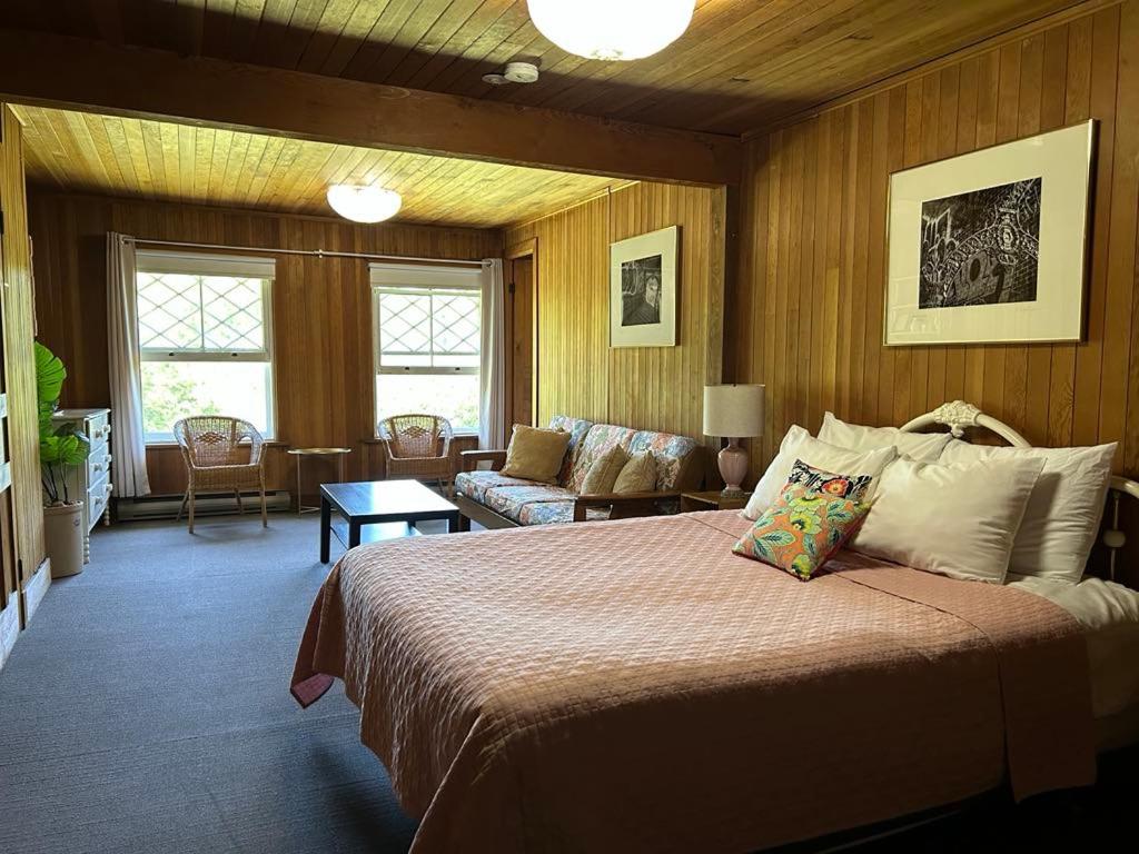 Ruang duduk di Auberge Les Sources