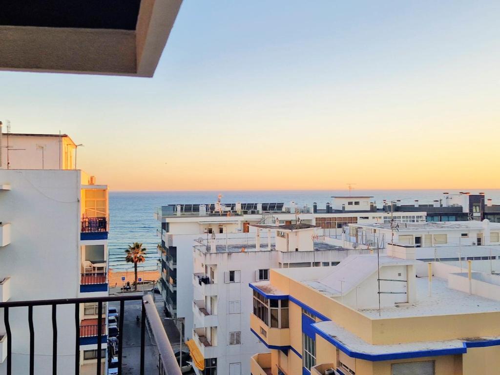 Quarteira flat AC balcony and view