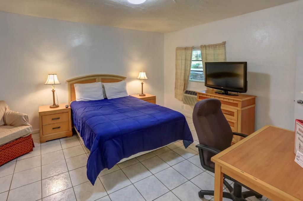 Richard's Motel Extended Stay photo