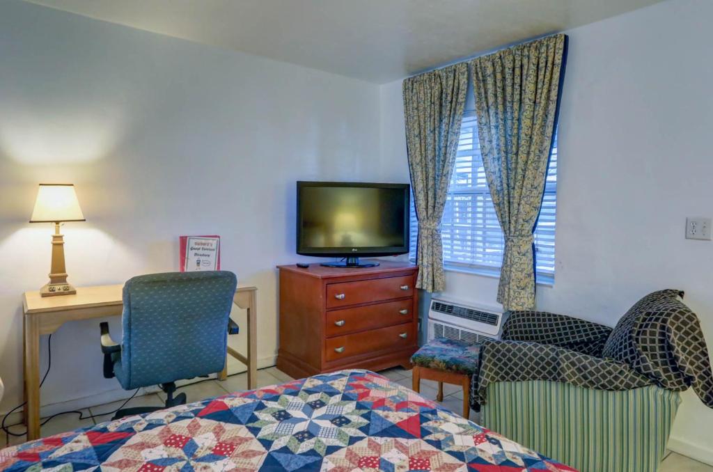 Richard's Motel Extended Stay photo