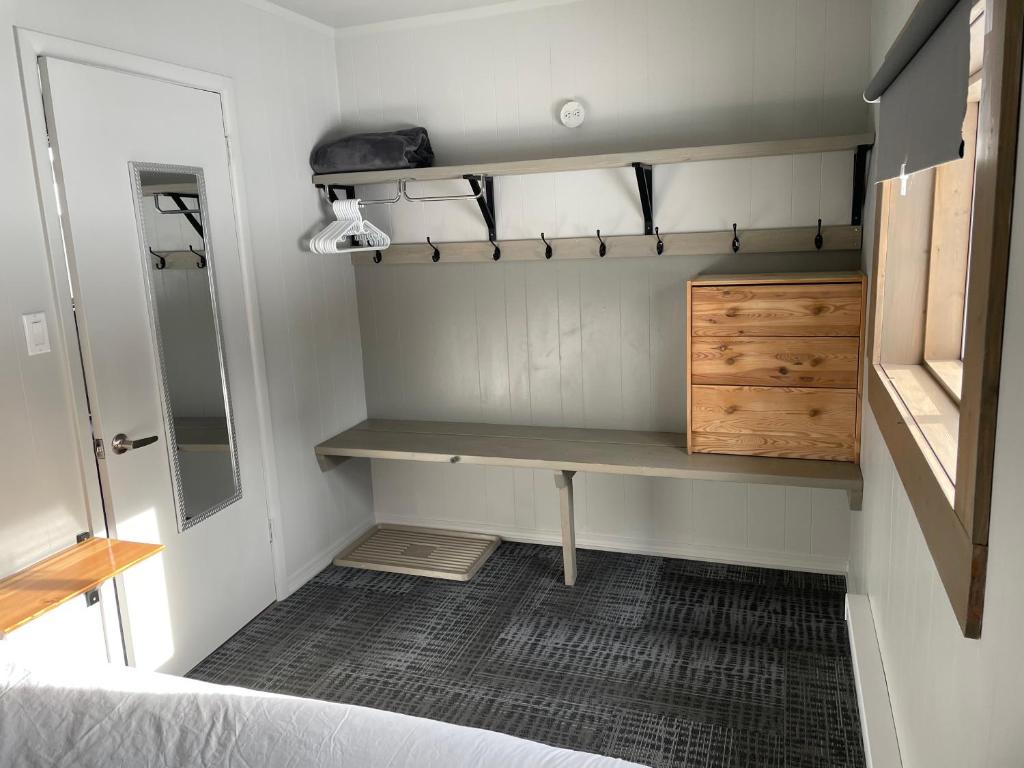 Postel nebo postele na pokoji v ubytování Pinewood Inn