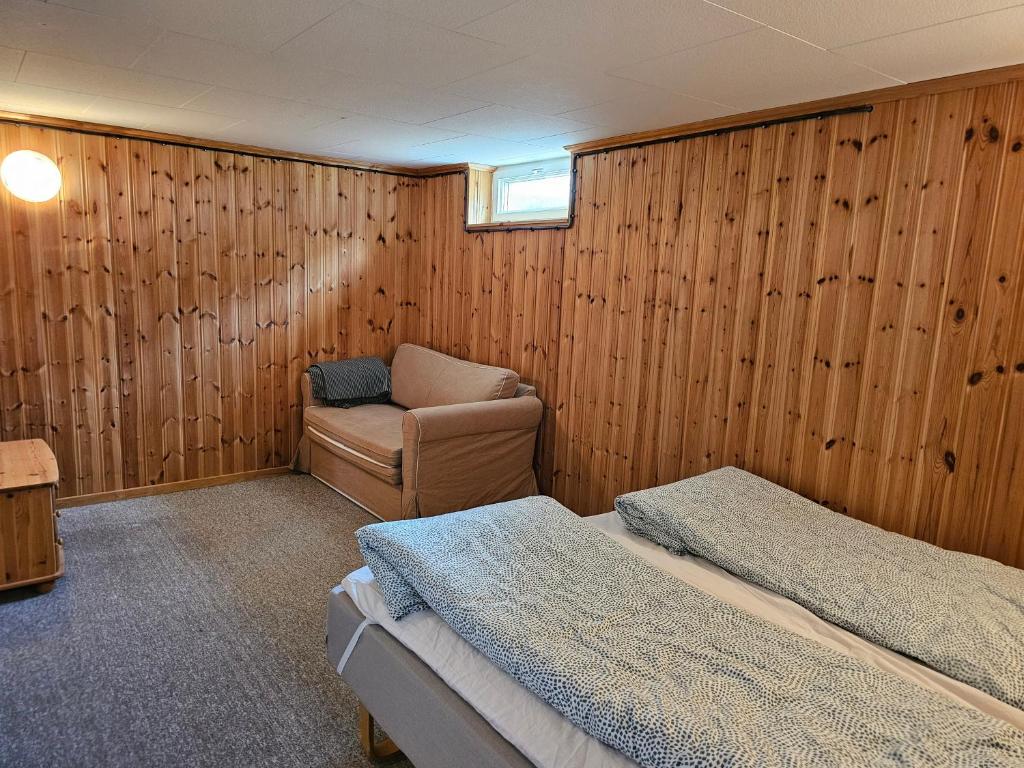 Postel nebo postele na pokoji v ubytování Villa for 10 persons with massage chair, sauna, billiard table and free electric vehicle station for electric cars