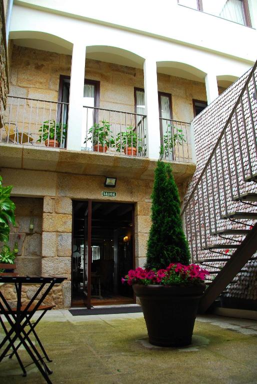 A balcony or terrace at Hotel Real Cambados