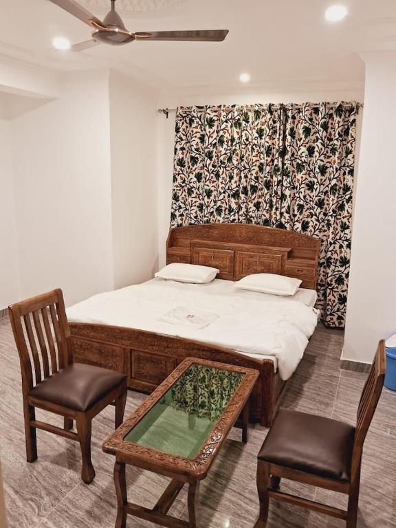 Posezení v ubytování Hotel First Kashmir