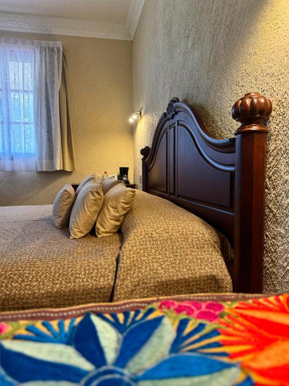 Postel nebo postele na pokoji v ubytování Finca Garullo Hotel Boutique