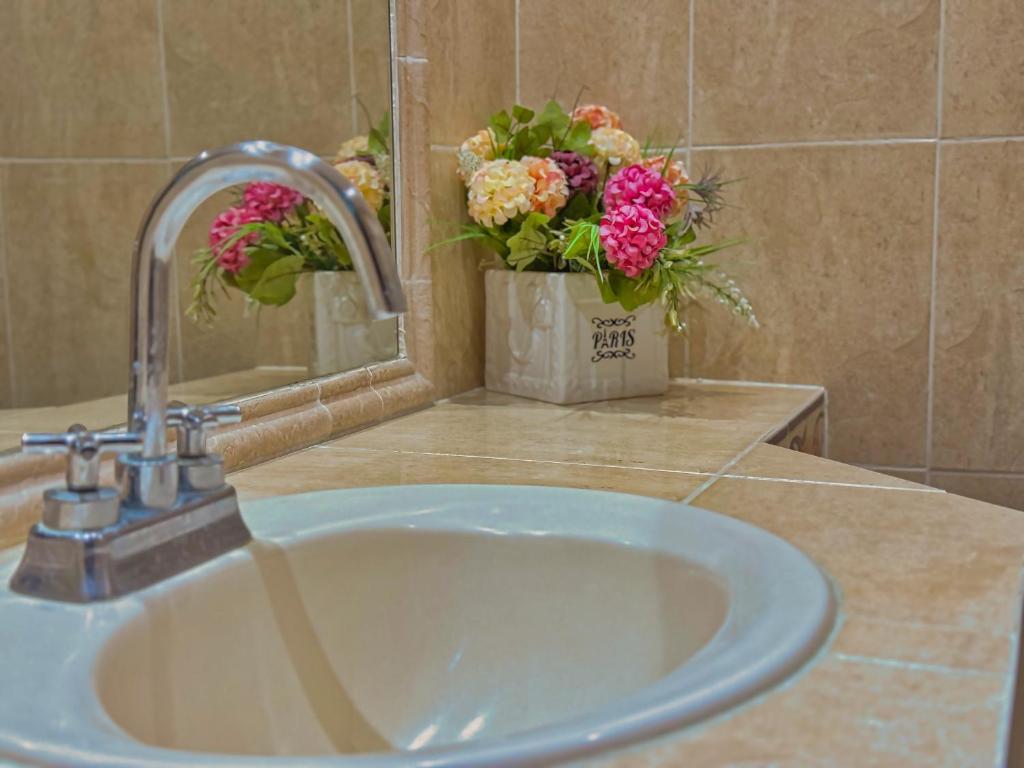 Koupelna v ubytování Finca Garullo Hotel Boutique